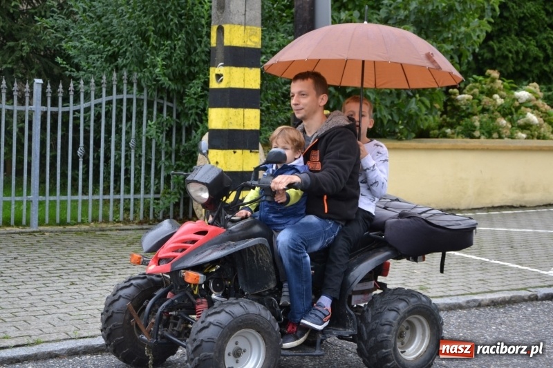 Zdjęcie w galerii na portalu naszraciborz.pl: Rockmanki i MasterChef Junior na dożynkach w Roszkowie  wiadomości z regionu