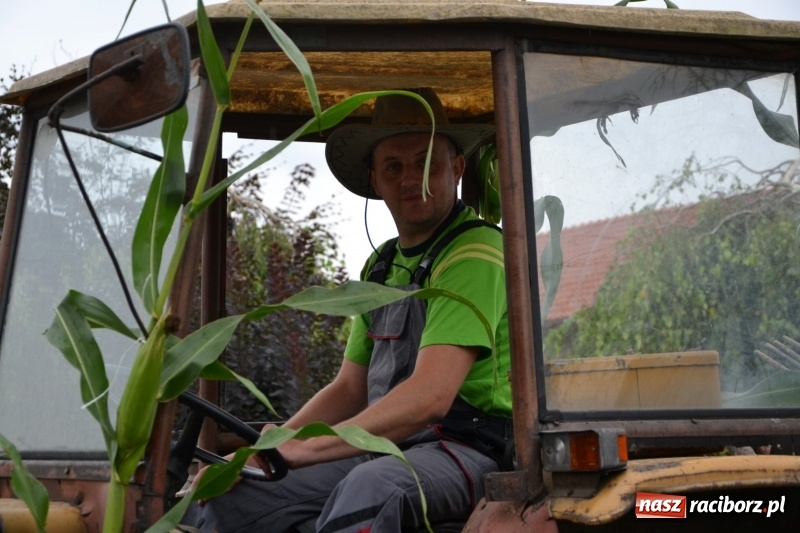 Zdjęcie w galerii na portalu naszraciborz.pl: Rockmanki i MasterChef Junior na dożynkach w Roszkowie  wiadomości z regionu