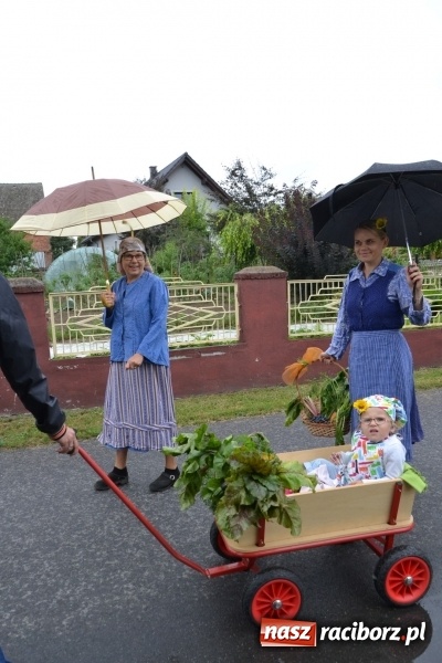 Zdjęcie w galerii na portalu naszraciborz.pl: Rockmanki i MasterChef Junior na dożynkach w Roszkowie  wiadomości z regionu