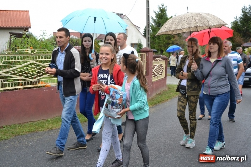 Zdjęcie w galerii na portalu naszraciborz.pl: Rockmanki i MasterChef Junior na dożynkach w Roszkowie  wiadomości z regionu