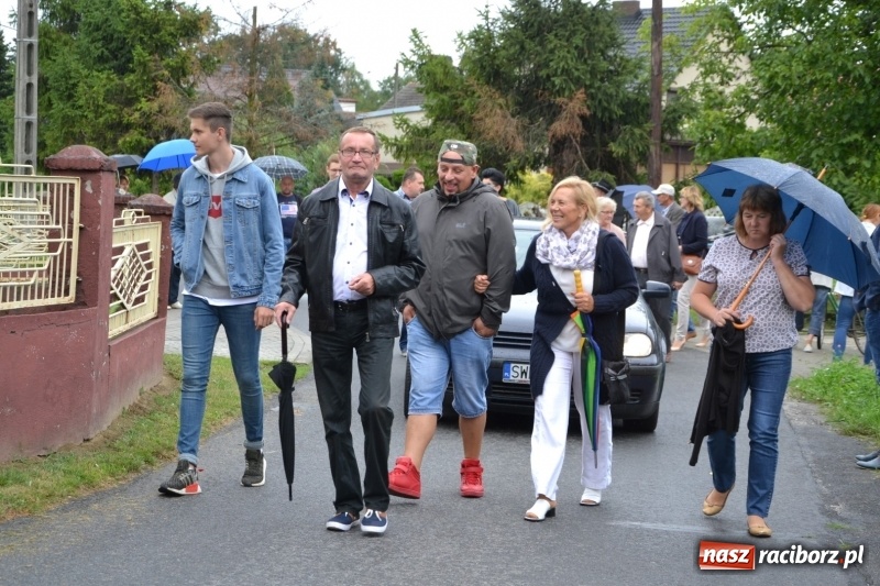 Zdjęcie w galerii na portalu naszraciborz.pl: Rockmanki i MasterChef Junior na dożynkach w Roszkowie  wiadomości z regionu
