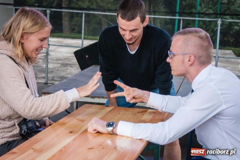 Zdjęcie w galerii na portalu naszraciborz.pl: Memoriałowy turniej Papier, kamień, nożyce za nami wiadomości z regionu