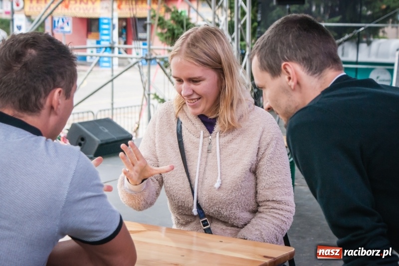 Zdjęcie w galerii na portalu naszraciborz.pl: Memoriałowy turniej Papier, kamień, nożyce za nami wiadomości z regionu