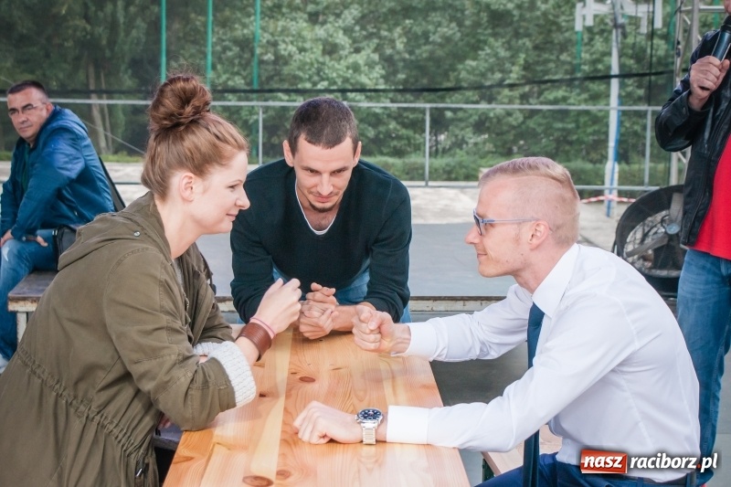Zdjęcie w galerii na portalu naszraciborz.pl: Memoriałowy turniej Papier, kamień, nożyce za nami wiadomości z regionu