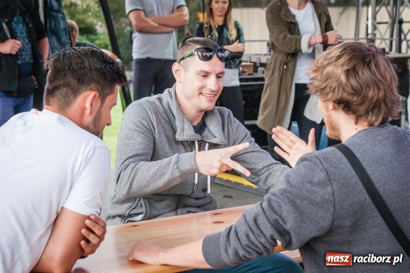 Zdjęcie w galerii na portalu naszraciborz.pl: Memoriałowy turniej Papier, kamień, nożyce za nami wiadomości z regionu