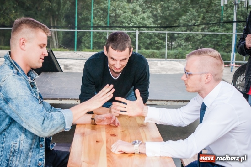 Zdjęcie w galerii na portalu naszraciborz.pl: Memoriałowy turniej Papier, kamień, nożyce za nami wiadomości z regionu