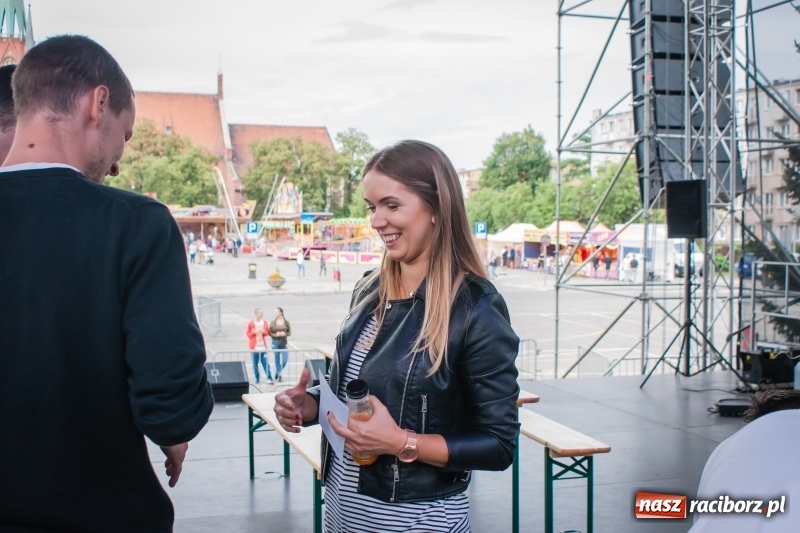 Zdjęcie w galerii na portalu naszraciborz.pl: Memoriałowy turniej Papier, kamień, nożyce za nami wiadomości z regionu