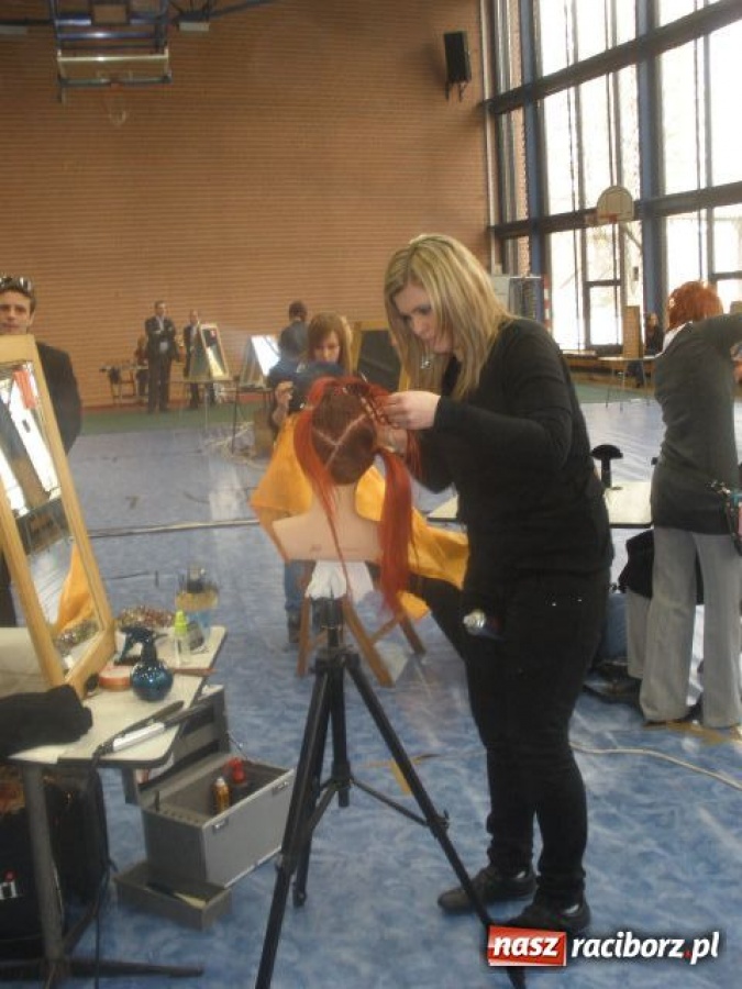 Zdjęcie w galerii na portalu naszraciborz.pl: W plecionkach najlepsza, w falach druga wiadomości z regionu