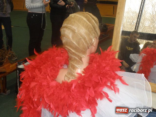 Zdjęcie w galerii na portalu naszraciborz.pl: W plecionkach najlepsza, w falach druga wiadomości z regionu