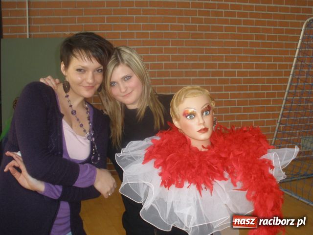 Zdjęcie w galerii na portalu naszraciborz.pl: W plecionkach najlepsza, w falach druga wiadomości z regionu