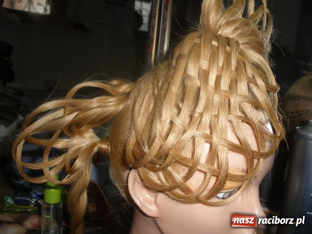 Zdjęcie w galerii na portalu naszraciborz.pl: W plecionkach najlepsza, w falach druga wiadomości z regionu