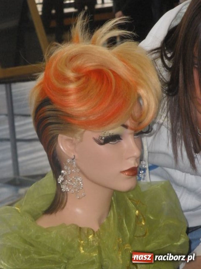 Zdjęcie w galerii na portalu naszraciborz.pl: W plecionkach najlepsza, w falach druga wiadomości z regionu