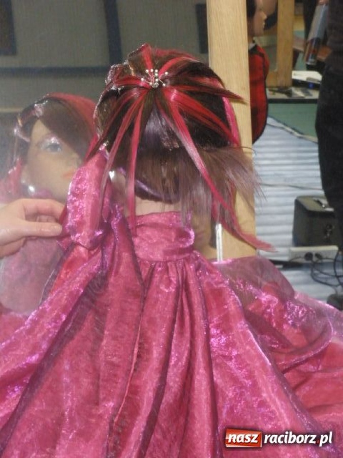 Zdjęcie w galerii na portalu naszraciborz.pl: W plecionkach najlepsza, w falach druga wiadomości z regionu