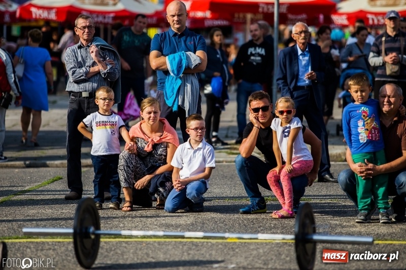 Zdjęcie w galerii na portalu naszraciborz.pl: Moc atrakcji w drugim dniu Memoriału wiadomości z regionu