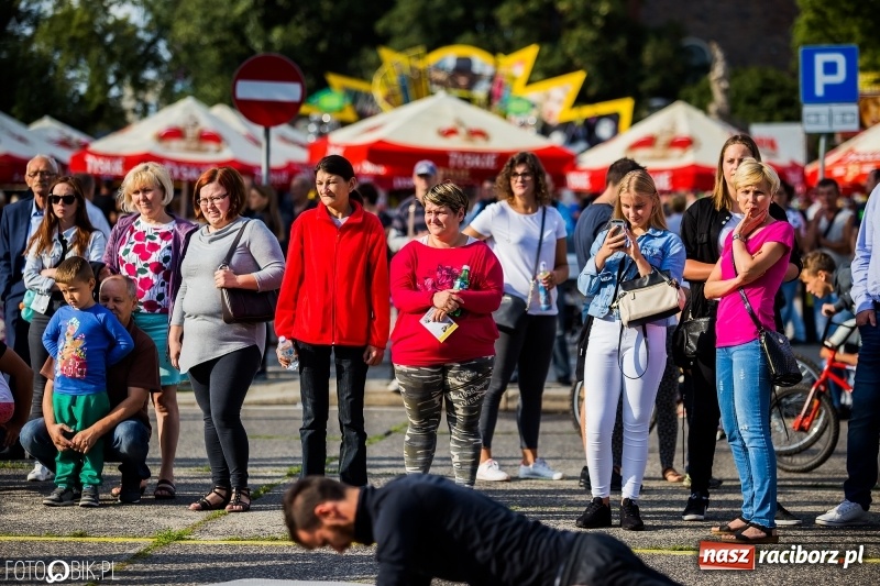 Zdjęcie w galerii na portalu naszraciborz.pl: Moc atrakcji w drugim dniu Memoriału wiadomości z regionu