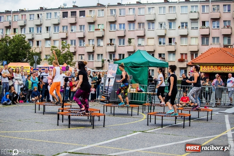 Zdjęcie w galerii na portalu naszraciborz.pl: Moc atrakcji w drugim dniu Memoriału wiadomości z regionu