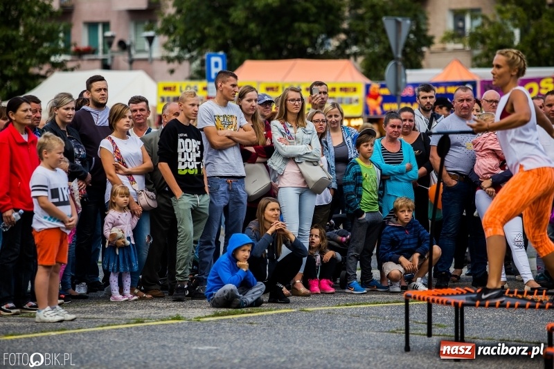 Zdjęcie w galerii na portalu naszraciborz.pl: Moc atrakcji w drugim dniu Memoriału wiadomości z regionu