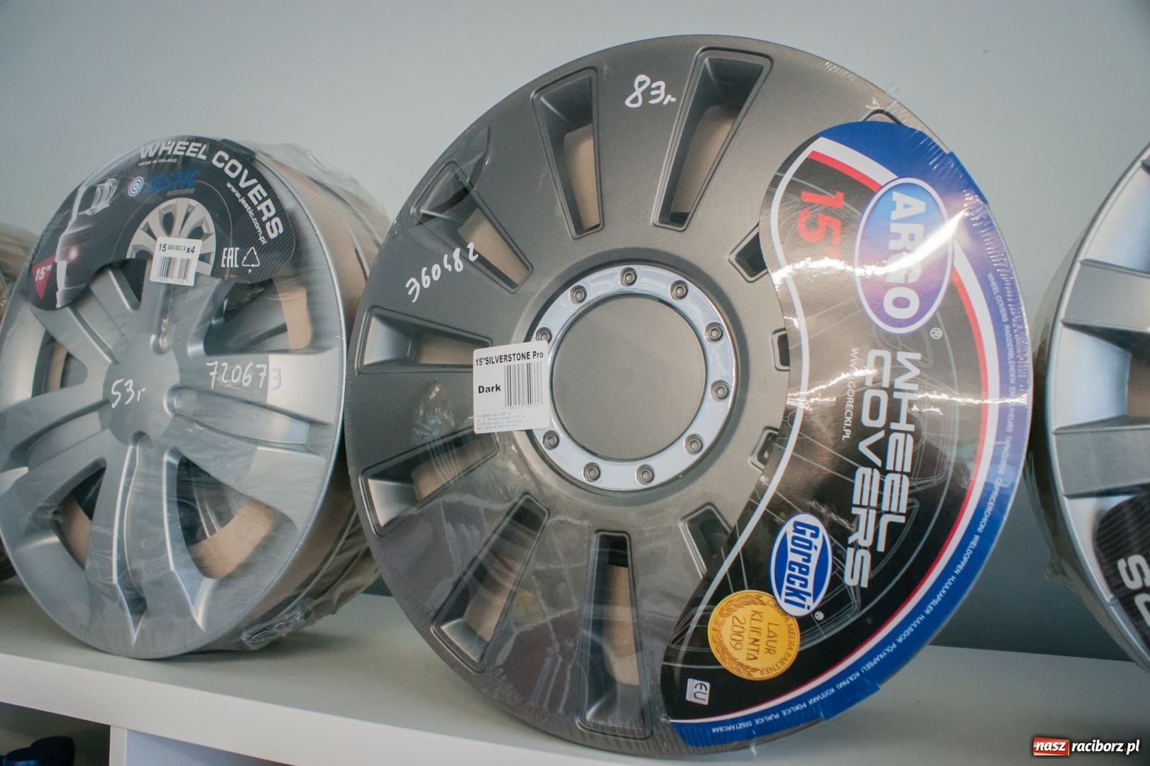 Zdjęcie w galerii na portalu naszraciborz.pl: Jak wybrać idealne kołpaki samochodowe? wiadomości z regionu