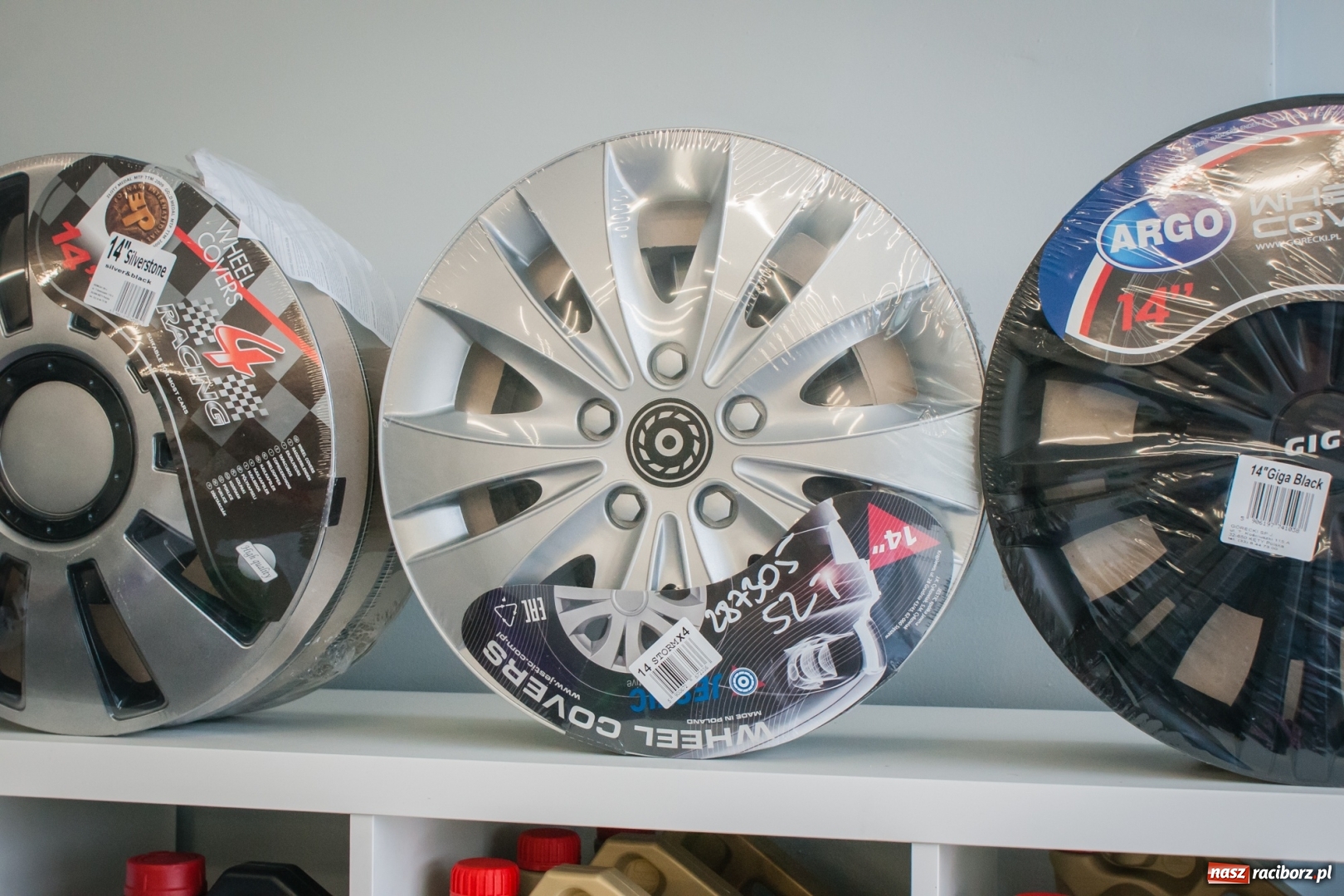 Zdjęcie w galerii na portalu naszraciborz.pl: Jak wybrać idealne kołpaki samochodowe? wiadomości z regionu