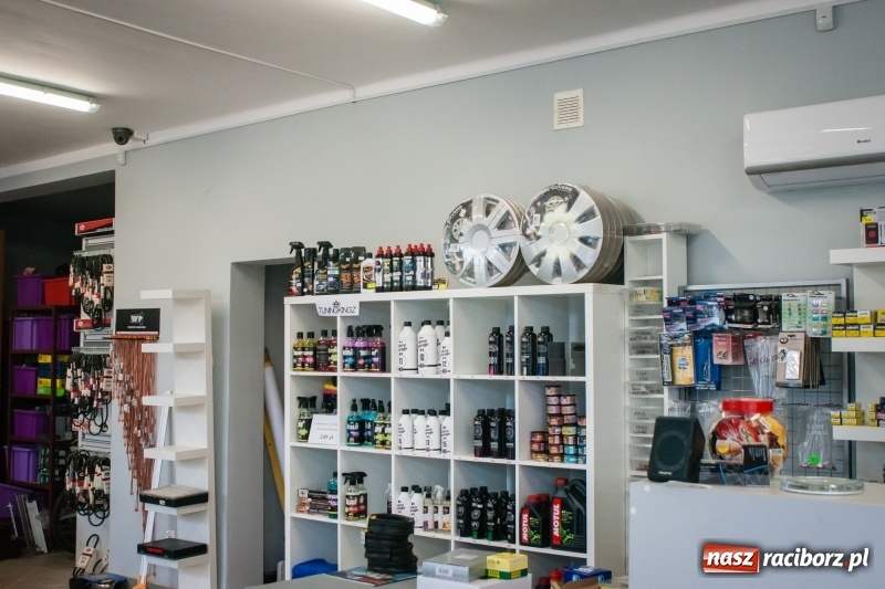 Zdjęcie w galerii na portalu naszraciborz.pl: Jak wybrać idealne kołpaki samochodowe? wiadomości z regionu