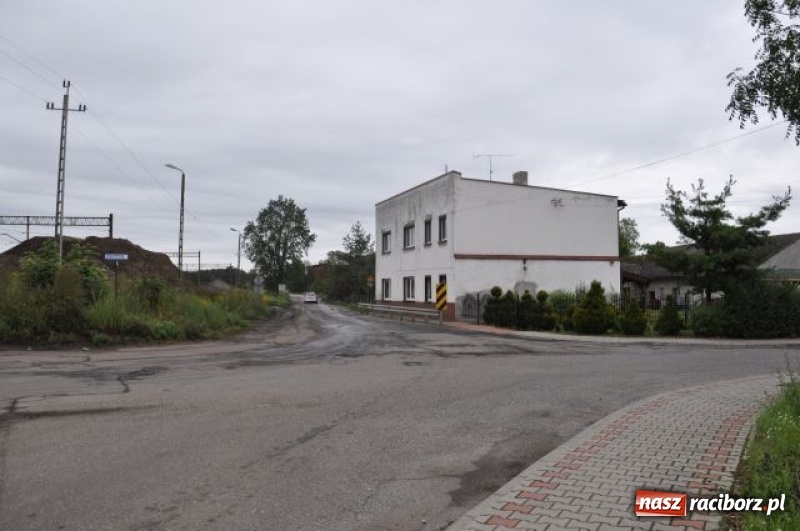 Zdjęcie w galerii na portalu naszraciborz.pl: Rozpoczął się remont skrzyżowania Staszica z Kolejową w Kuźni Raciborskiej wiadomości z regionu