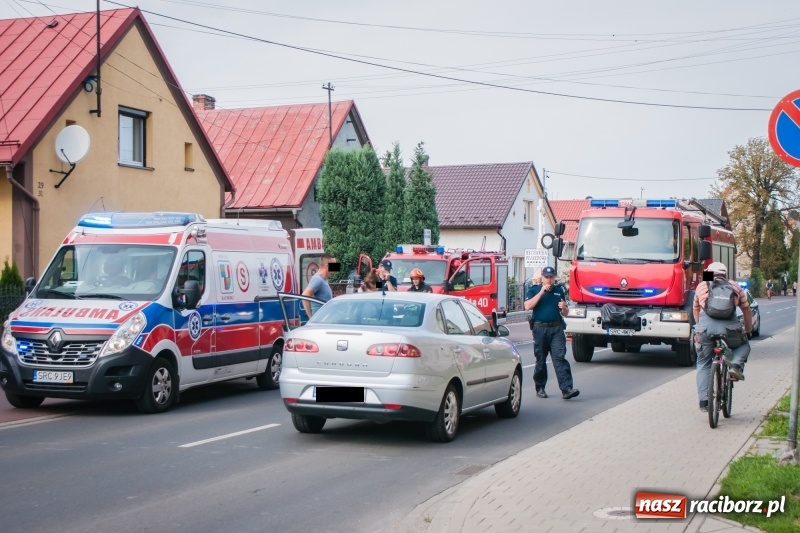Zdjęcie w galerii na portalu naszraciborz.pl: Potrącenie dziecka na ulicy Mariańskiej wiadomości z regionu