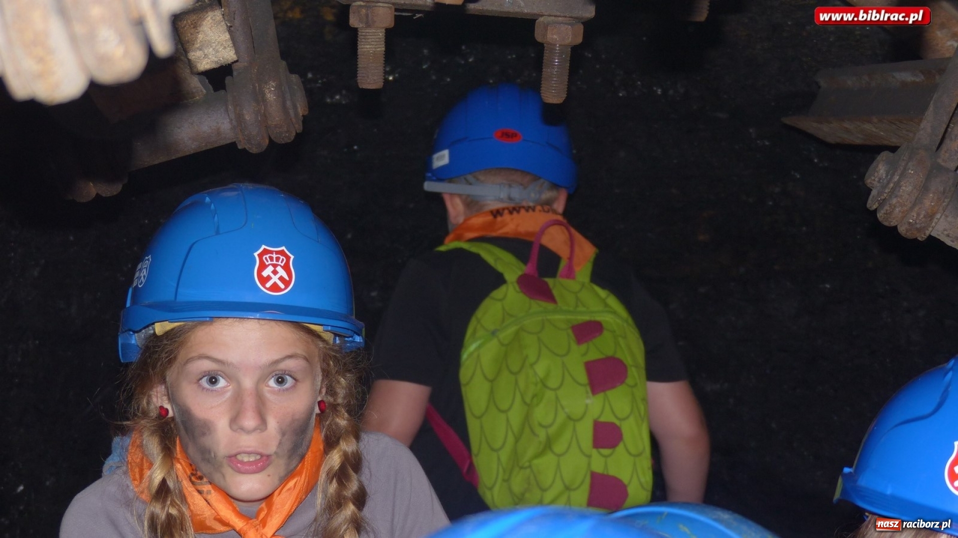 Zdjęcie w galerii na portalu naszraciborz.pl: Podziemne wędrówki w Zabrzu - uczestnicy Lata z biblioteką zwiedzili kopalnię Królowa Luiza wiadomości z regionu