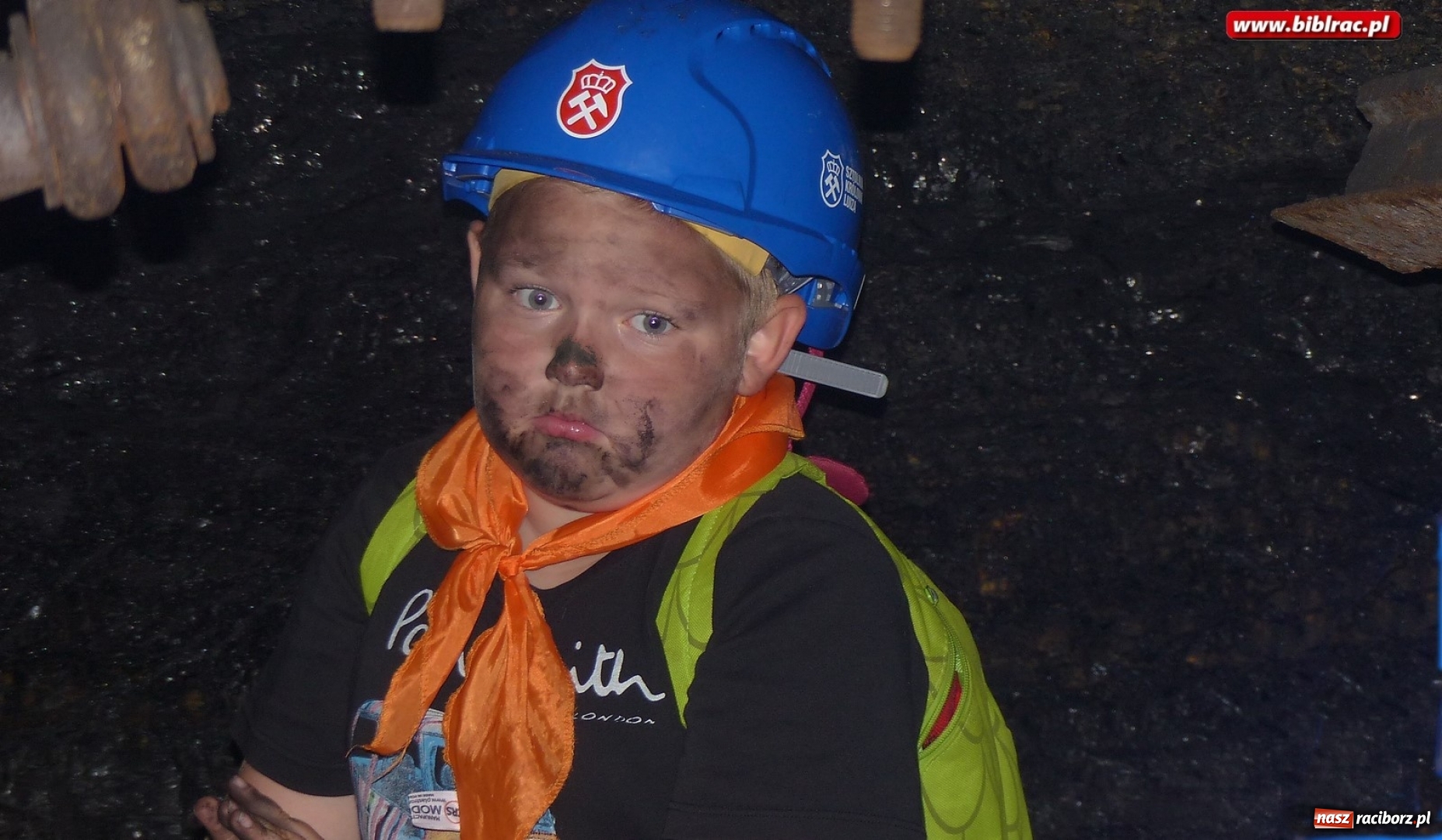 Zdjęcie w galerii na portalu naszraciborz.pl: Podziemne wędrówki w Zabrzu - uczestnicy Lata z biblioteką zwiedzili kopalnię Królowa Luiza wiadomości z regionu