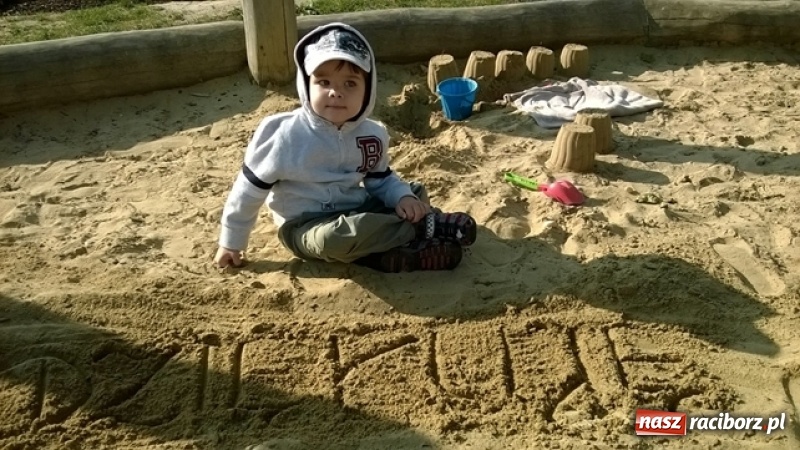 Zdjęcie w galerii na portalu naszraciborz.pl: Rodzice Mateusza dziękują wszystkim darczyńcom  wiadomości z regionu