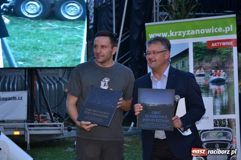 Zdjęcie w galerii na portalu naszraciborz.pl: Piknik pod gwiazdami przy zamku w Tworkowie wiadomości z regionu