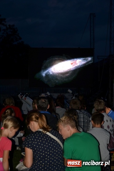 Zdjęcie w galerii na portalu naszraciborz.pl: Piknik pod gwiazdami przy zamku w Tworkowie wiadomości z regionu