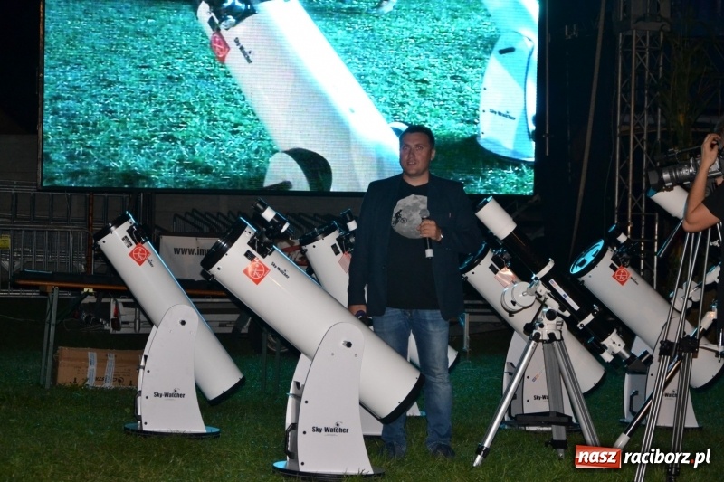 Zdjęcie w galerii na portalu naszraciborz.pl: Piknik pod gwiazdami przy zamku w Tworkowie wiadomości z regionu