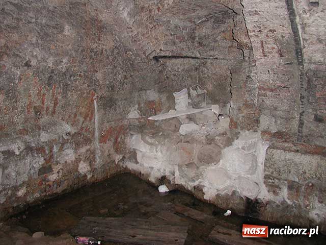 Zdjęcie w galerii na portalu naszraciborz.pl: Zaginione relikwie wiadomości z regionu