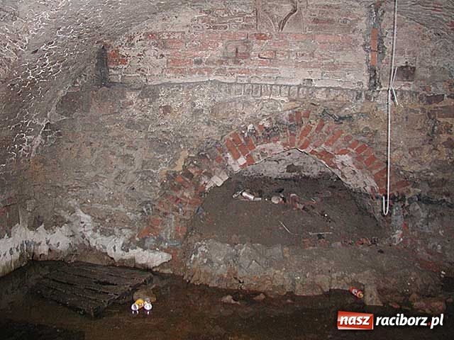 Zdjęcie w galerii na portalu naszraciborz.pl: Zaginione relikwie wiadomości z regionu