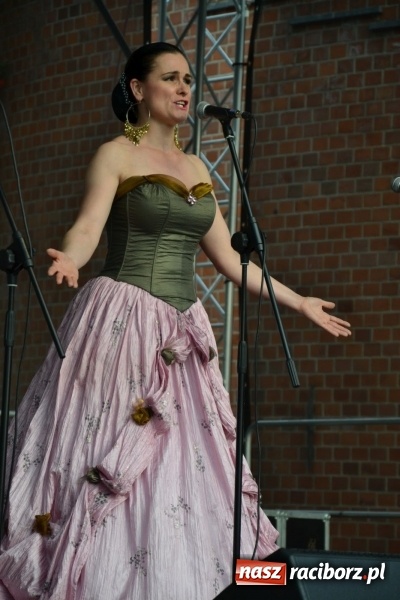 Zdjęcie w galerii na portalu naszraciborz.pl: Gala operetkowa na Zamku Piastowskim za nami wiadomości z regionu