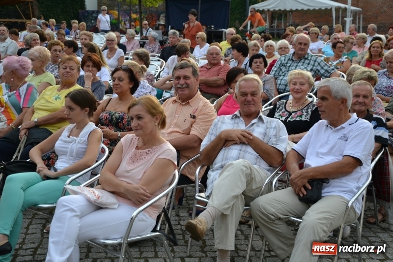 Zdjęcie w galerii na portalu naszraciborz.pl: Gala operetkowa na Zamku Piastowskim za nami wiadomości z regionu