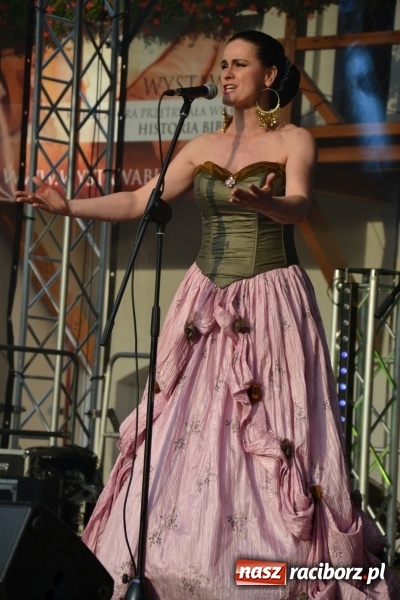 Zdjęcie w galerii na portalu naszraciborz.pl: Gala operetkowa na Zamku Piastowskim za nami wiadomości z regionu