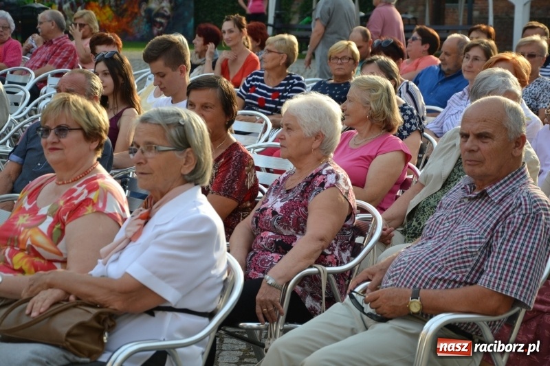 Zdjęcie w galerii na portalu naszraciborz.pl: Gala operetkowa na Zamku Piastowskim za nami wiadomości z regionu