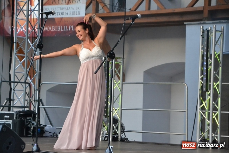 Zdjęcie w galerii na portalu naszraciborz.pl: Gala operetkowa na Zamku Piastowskim za nami wiadomości z regionu