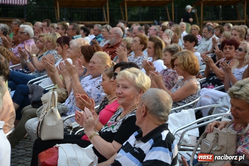 Zdjęcie w galerii na portalu naszraciborz.pl: Gala operetkowa na Zamku Piastowskim za nami wiadomości z regionu