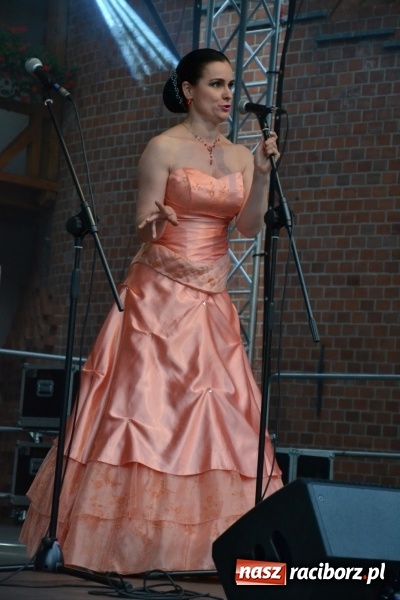 Zdjęcie w galerii na portalu naszraciborz.pl: Gala operetkowa na Zamku Piastowskim za nami wiadomości z regionu