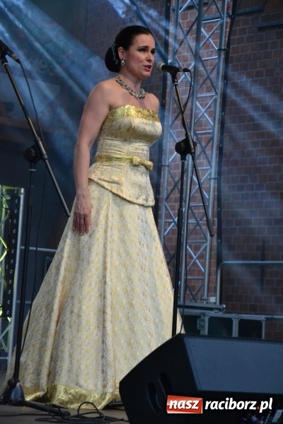 Zdjęcie w galerii na portalu naszraciborz.pl: Gala operetkowa na Zamku Piastowskim za nami wiadomości z regionu