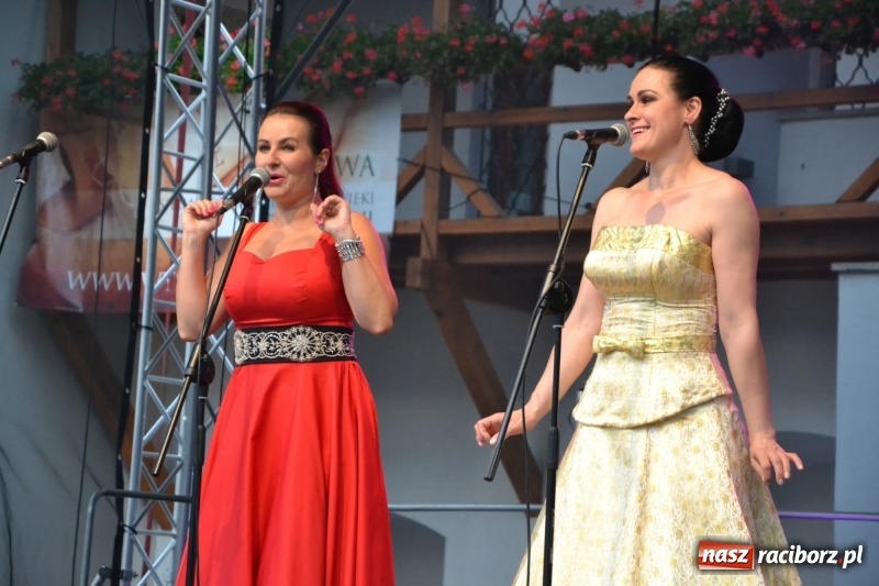 Zdjęcie w galerii na portalu naszraciborz.pl: Gala operetkowa na Zamku Piastowskim za nami wiadomości z regionu