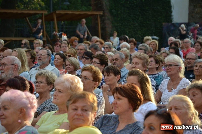 Zdjęcie w galerii na portalu naszraciborz.pl: Gala operetkowa na Zamku Piastowskim za nami wiadomości z regionu