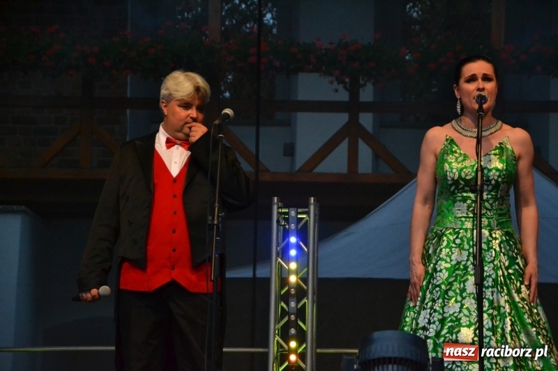 Zdjęcie w galerii na portalu naszraciborz.pl: Gala operetkowa na Zamku Piastowskim za nami wiadomości z regionu