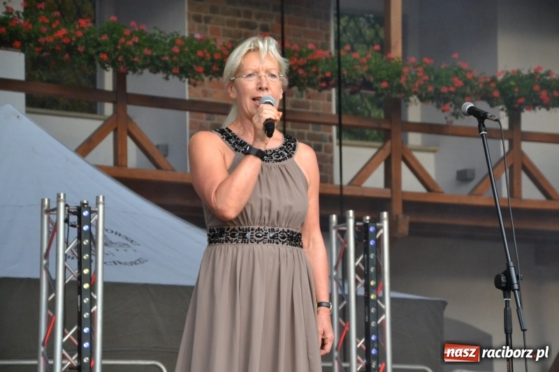 Zdjęcie w galerii na portalu naszraciborz.pl: Gala operetkowa na Zamku Piastowskim za nami wiadomości z regionu