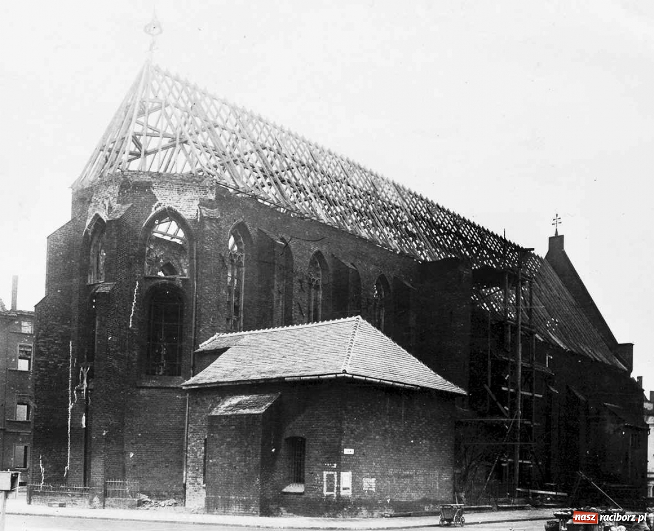 Zdjęcie w galerii na portalu naszraciborz.pl: Odwiedź przedwojenny kościół św. Jakuba. Prusacy chcieli zburzyć świątynię wiadomości z regionu