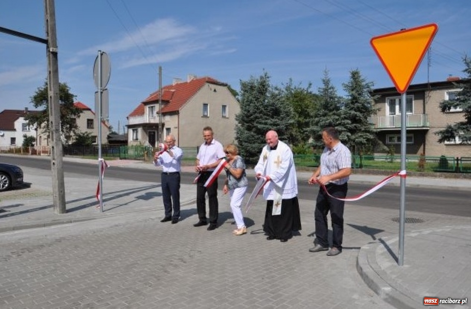 Zdjęcie w galerii na portalu naszraciborz.pl: Nowy parking w Turzu oficjalnie otwarty  wiadomości z regionu