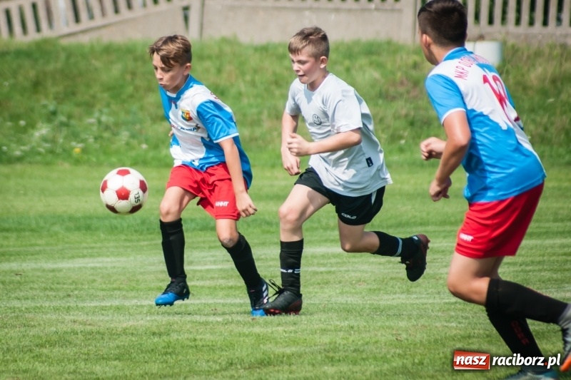 Zdjęcie w galerii na portalu naszraciborz.pl: MOSiR Jastrzębie zwycięzcą pierwszego dnia Turnieju im. Zbigniewa Oszka wiadomości z regionu