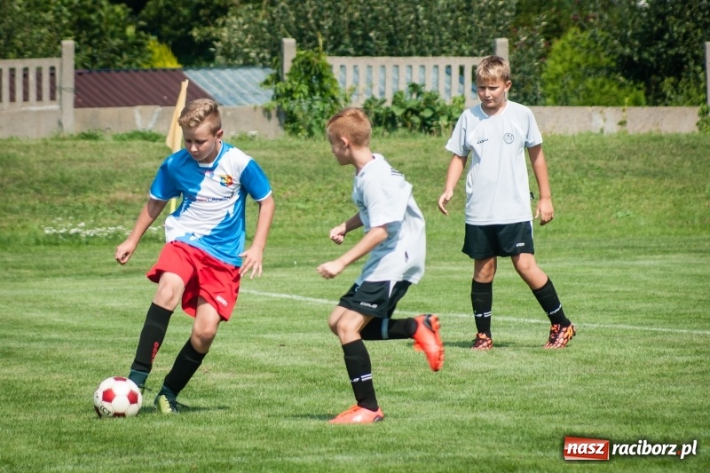 Zdjęcie w galerii na portalu naszraciborz.pl: MOSiR Jastrzębie zwycięzcą pierwszego dnia Turnieju im. Zbigniewa Oszka wiadomości z regionu